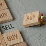 The figure of the worker reveals the truth underneath what is shown (Buy/Sell)